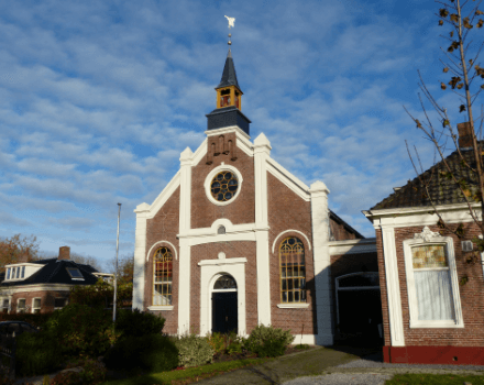 Foto van kerk in Thesinge